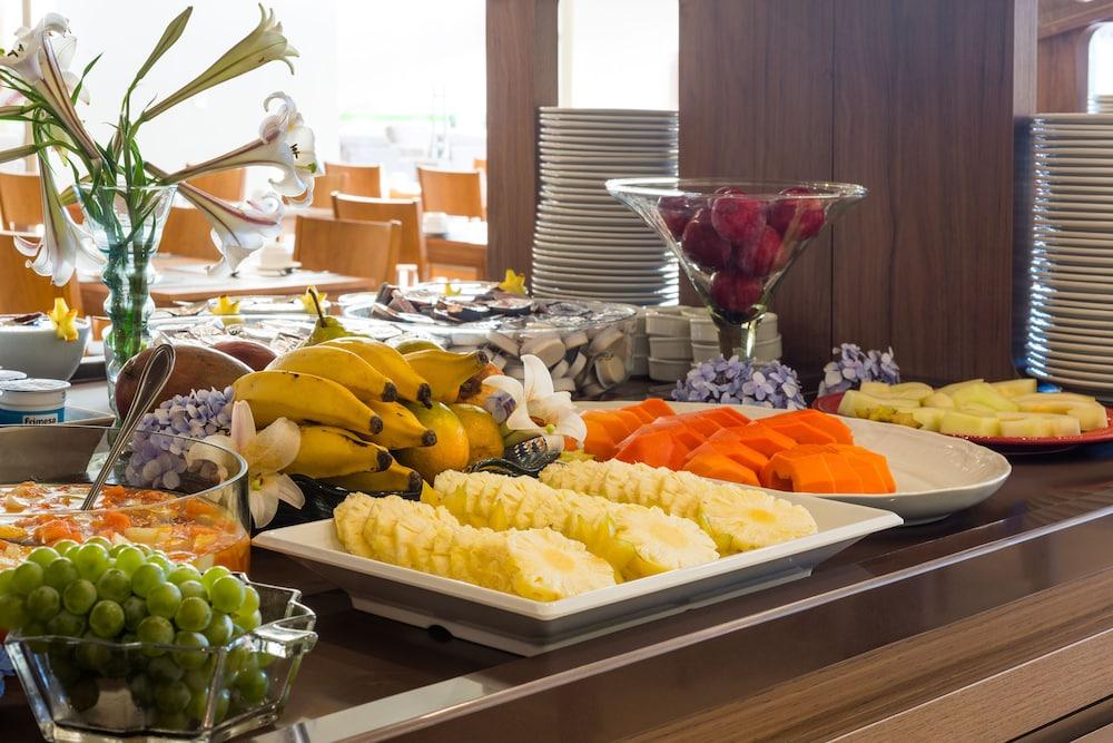 Hotel Laghetto Vivace กาเนรา ภายนอก รูปภาพ