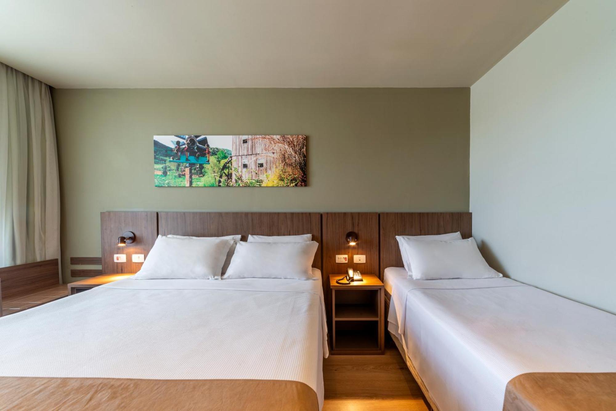 Hotel Laghetto Vivace กาเนรา ภายนอก รูปภาพ